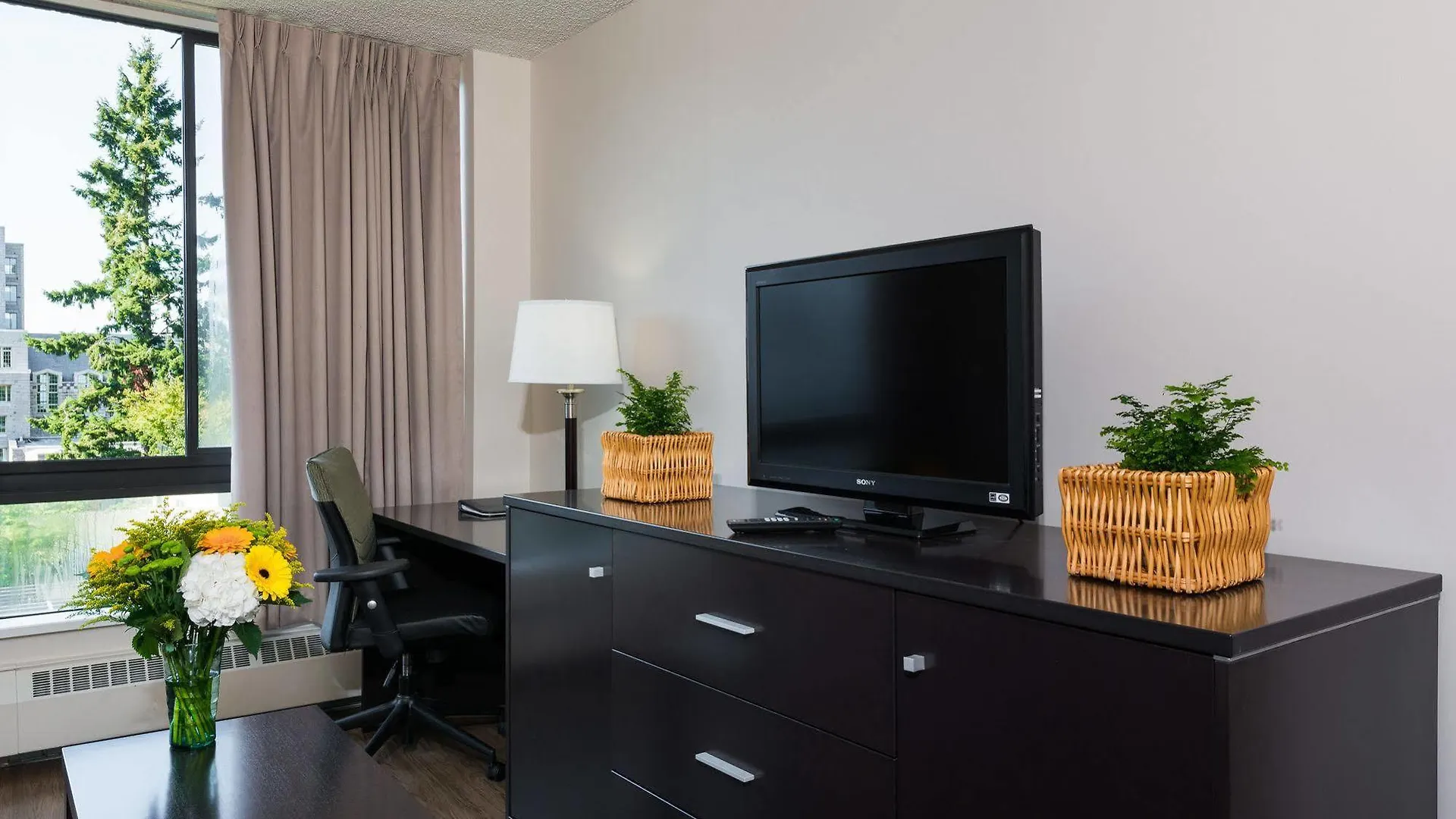 Hotel Gage Suites At Ubc Vancouver